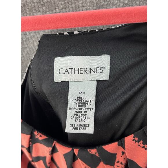 Catherines Midi Dress Womens Size‎ 2X Black White Geometric Stretch Sleeveless - Picture 3 of 6